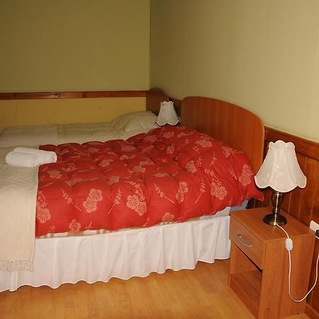 Hostal El Rincon Puerto Natales Exterior foto